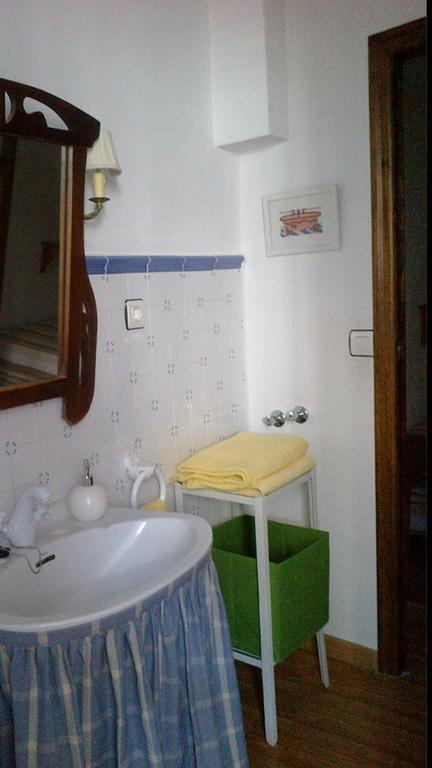 Hostal Los Aromas Villena Quarto foto