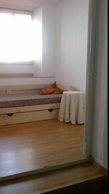 Hostal Los Aromas Villena Quarto foto